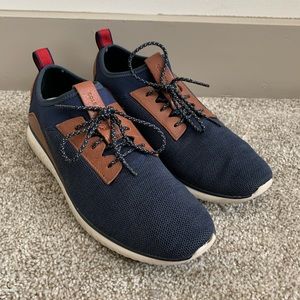 Cole Haan Men’s Grand Motion Knit Sneaker. Size 11. Blue